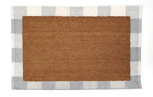 Light Gray & White Checkered Under-Mat