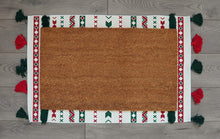 Red, Green & White Fringe Under Mat