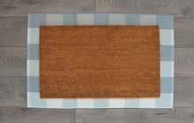 Light Gray & White Checkered Under-Mat