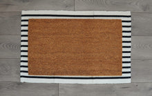 Off white stripe under mat