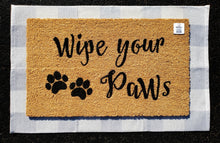 Light Gray & White Checkered Under-Mat