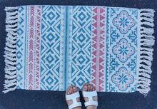 Red White & Blue Fringe Under-mat